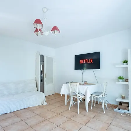 Apartment Summer Holidays Riviera